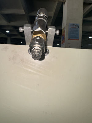 पल्स मोल्ड टेबलवेयर के पानी/तेल बाधा कोटिंग के लिए उच्च आउटपुट डबल-स्टेशन स्पिन कोटर