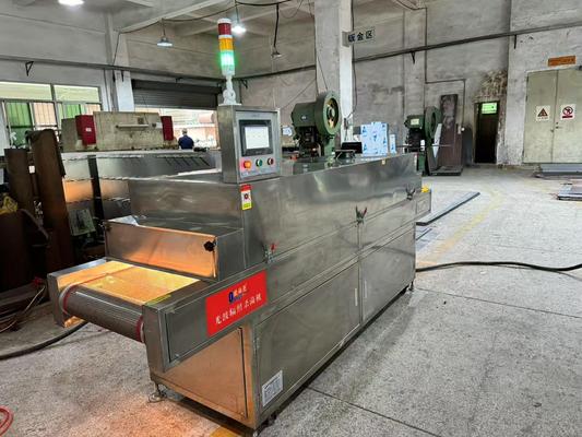 रासायनिक मुक्त नसबंदी के लिए स्वचालित कन्वेयराइज्ड कीटाणुनाशक लाइन के साथ अनुकूलन योग्य यूवी नसबंदी