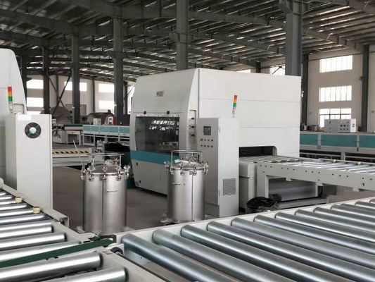 दरवाजा पैनल के लिए 60KW मित्सुबिशी सर्वो मोटर स्प्रे कोटिंग उपकरण