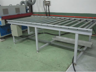रबर बेल्ट स्वचालित संचालन के साथ 2m*0.6m*1.5m कन्वेयर बेल्ट मशीन