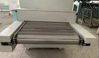 बोर्ड बॉक्स पैकेज 2350mm . के लिए स्वचालित यूवी एलईडी इलाज मशीन