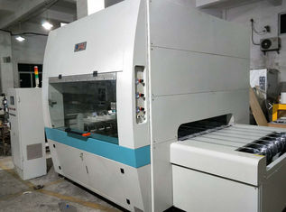 उच्च गति स्प्रे कोटिंग मशीन AC220V/50HZ बिजली की आपूर्ति 0-3m/min गति