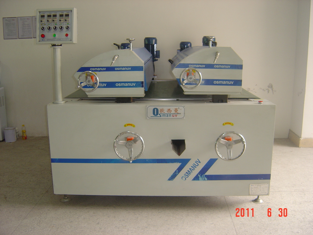 220V/50Hz पावर सप्लाई और 1000 मिमी अधिकतम कोटिंग चौड़ाई पेंट के लिए रोलर कोटिंग उपकरण