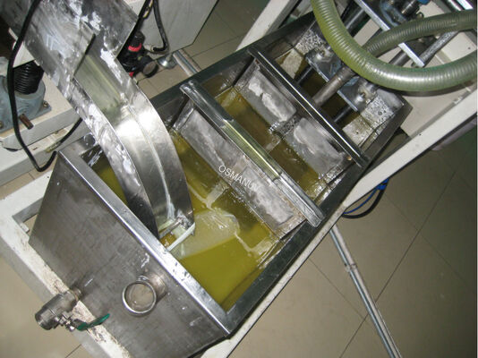 60KW 380V 50HZ Pneumatic Curtain Coating Machine Four Stage Conveying