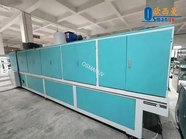 लकड़ी और पैनलों के लिए निरंतर 172 एनएम एक्सीमर सॉफ्ट-टच कोटिंग लाइन अनुकूलित चौड़ाई (600-2100 मिमी) और चमक स्तर (1-10 जीयू)