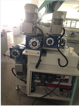 बिजली की आपूर्ति AC220V/50HZ और 0-1000ml/min स्प्रे कोटिंग उपकरण के लिए स्प्रे वॉल्यूम